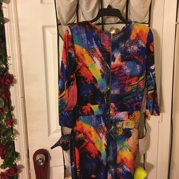 Dress - Picture 2 of 2