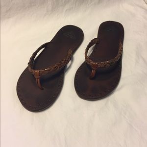 Roxy brown sandals