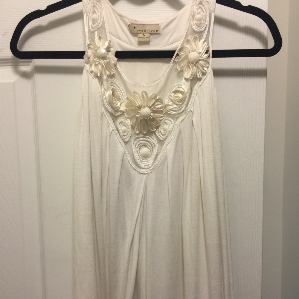 Embellished Top - Picture 2 of 2