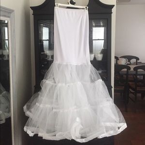 Brand new/Never used Crinoline Slip