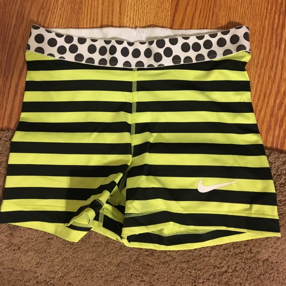 Nike pro