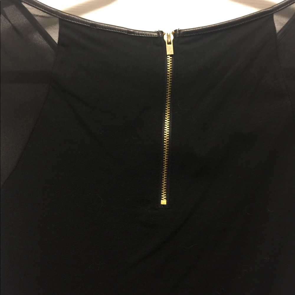 Express Top - Picture 4 of 4