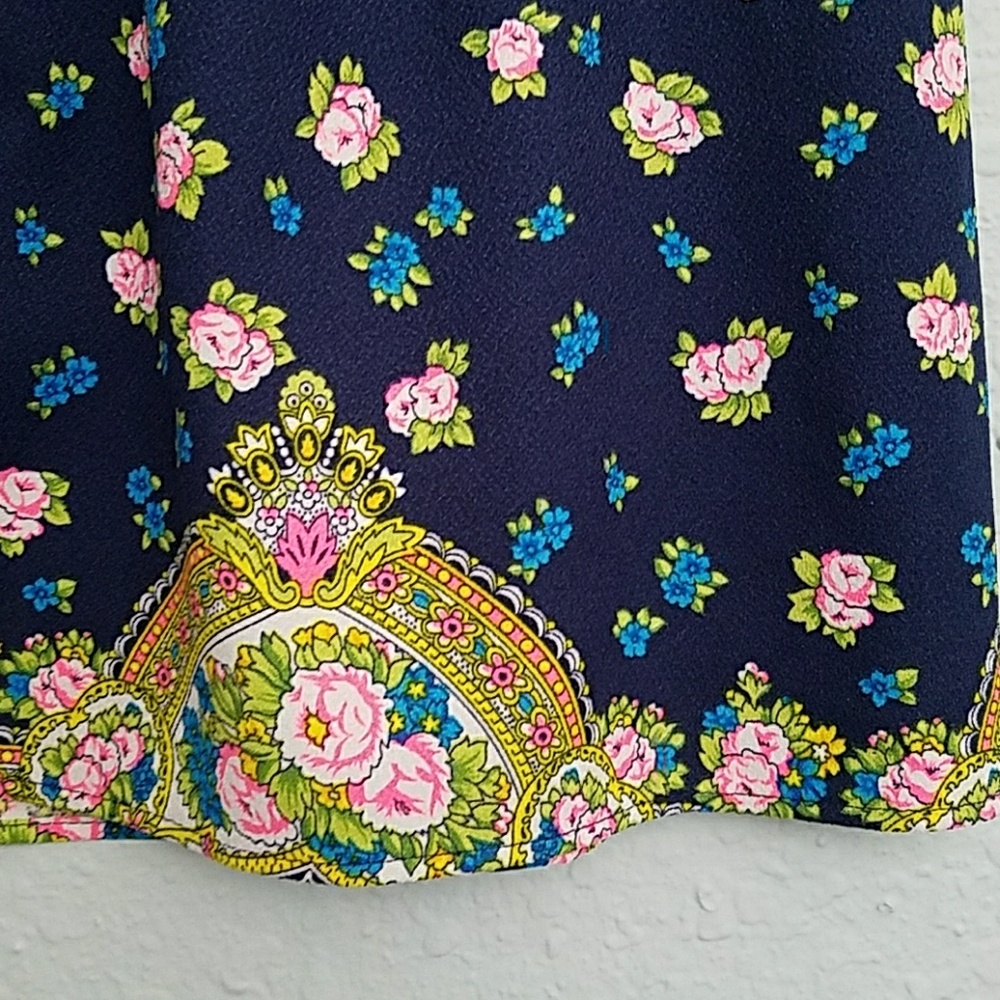 Mini skirt - Picture 4 of 4