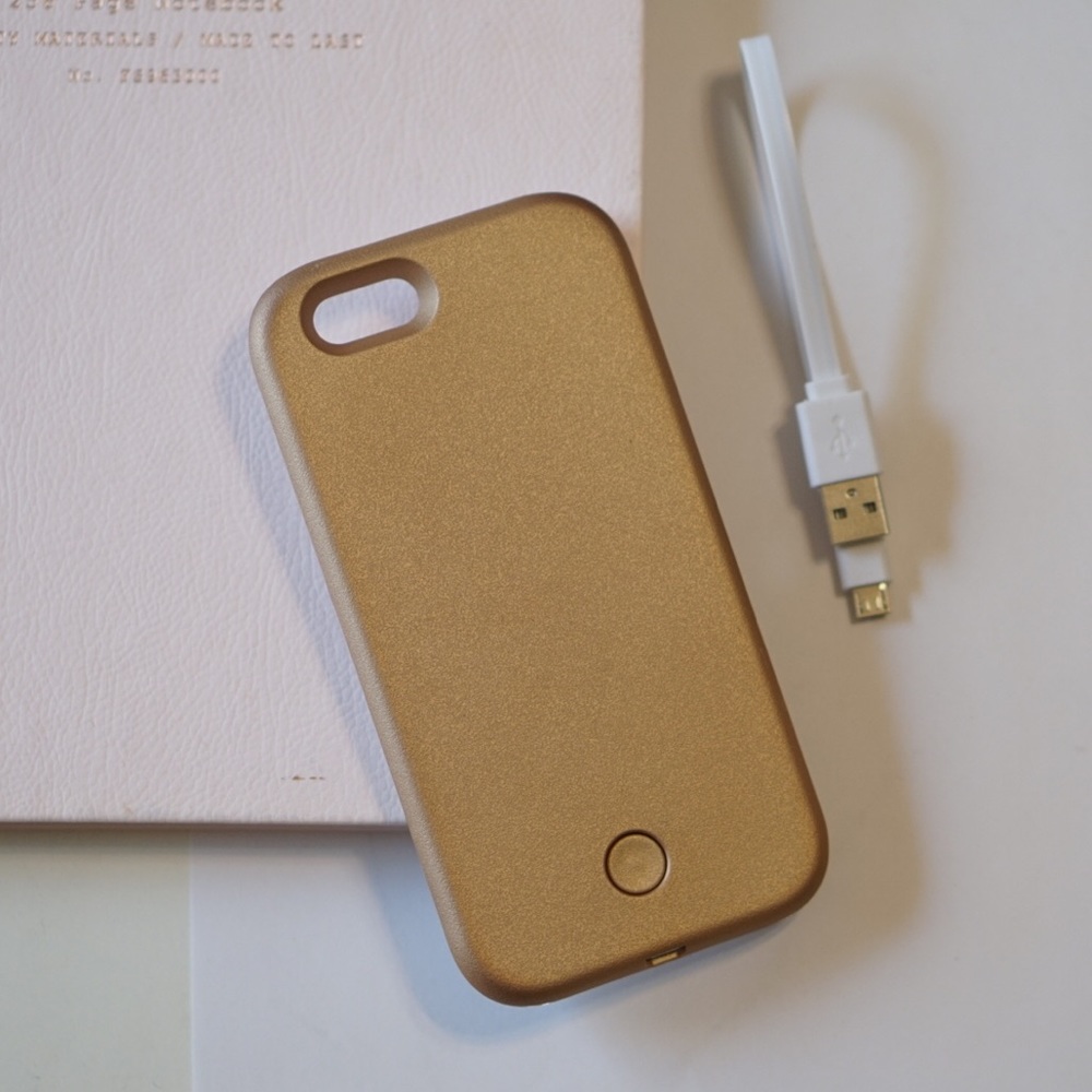 [SOLD] Light up iPhone 6 Case Gold (like lumee)