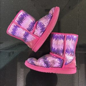 Girls sequin Uggs! Sale!