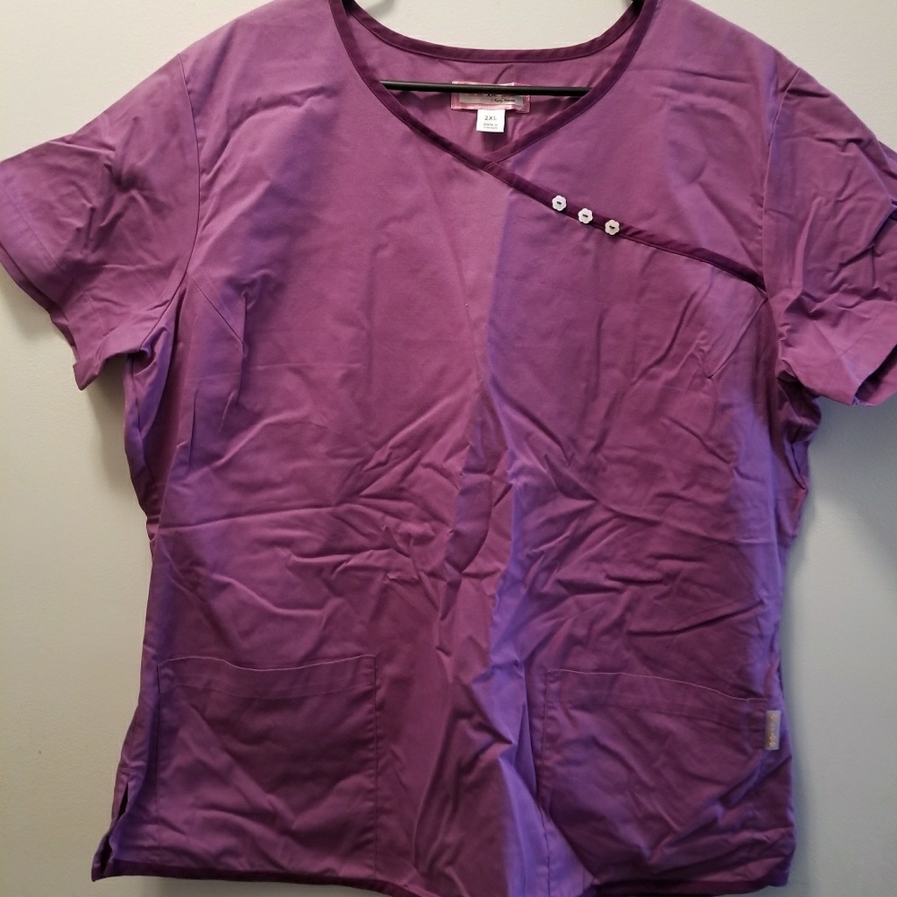 Koi 2x scrub top