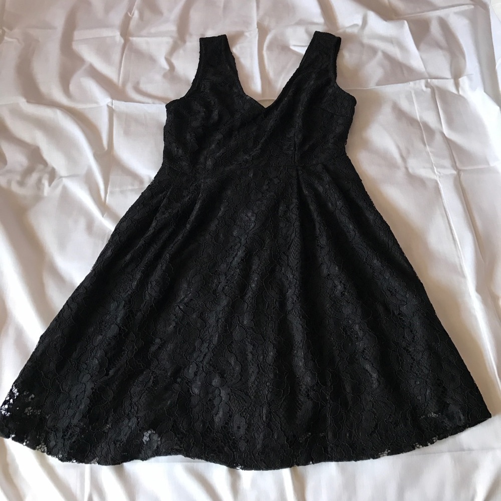 Forever 21 black dress