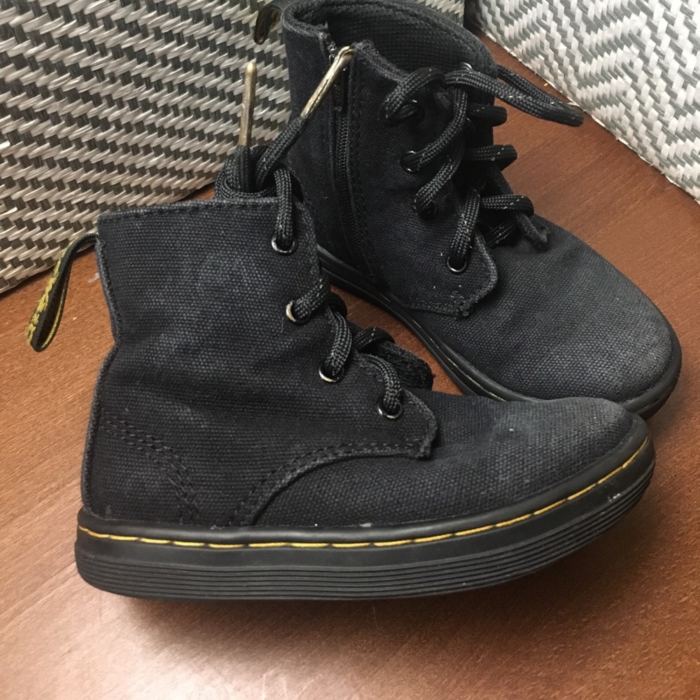 Toddler Cloth Dr Martens