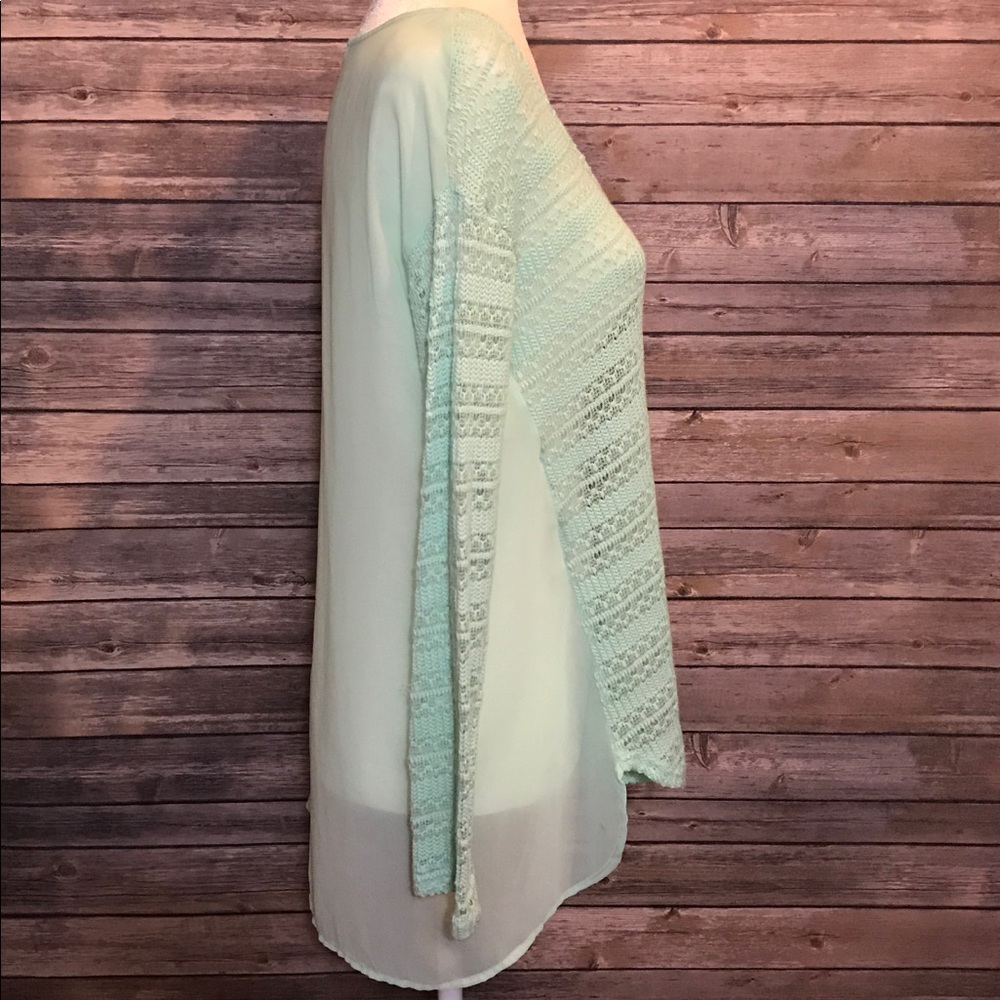 Lush Brand high low delicate crotchet top