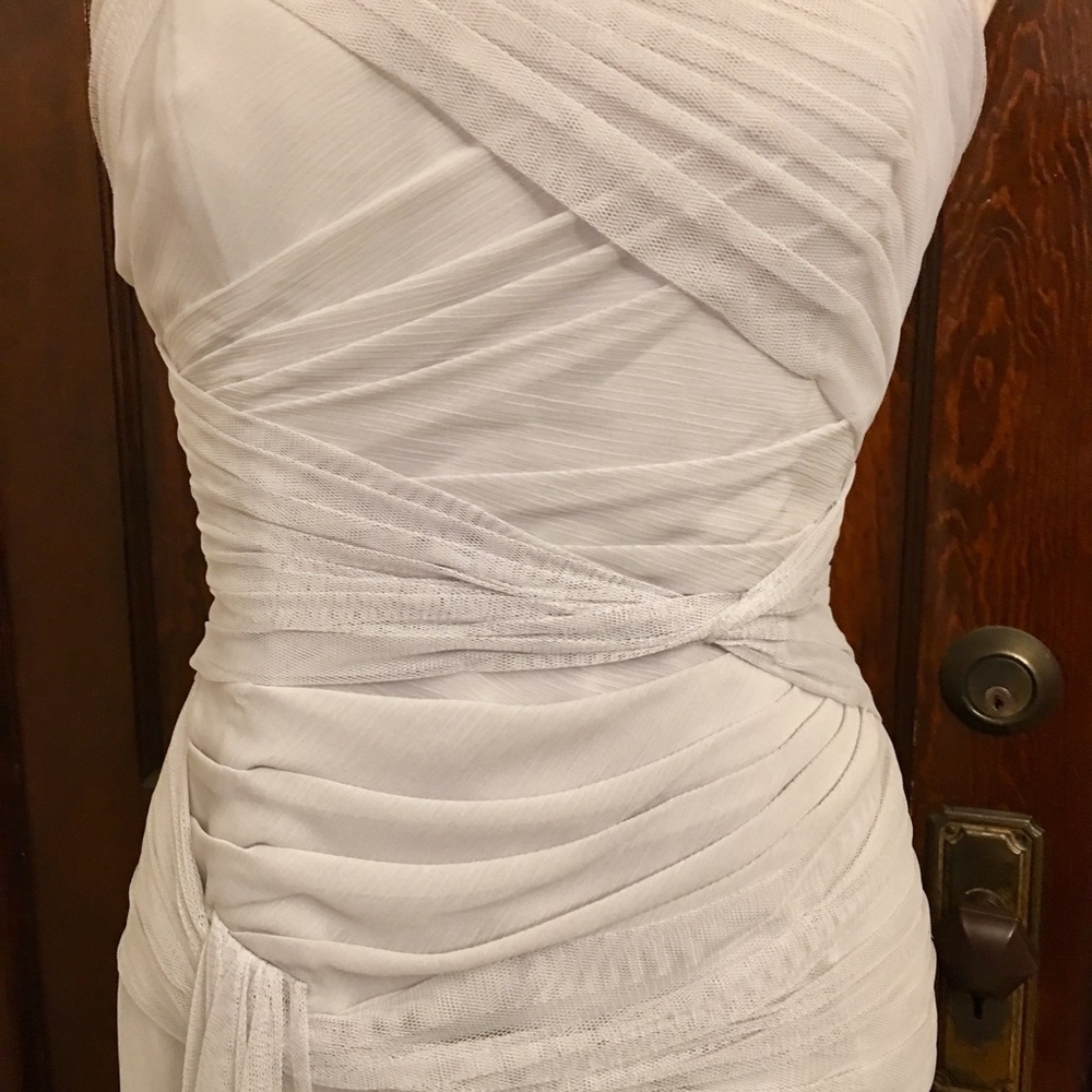 Vera Wang Long strapless bridesmaid dress Size 10 - Picture 2 of 5