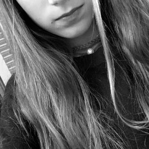 Meet your Posher, Gabriella