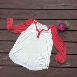 Red and white American Eagle baseball tee