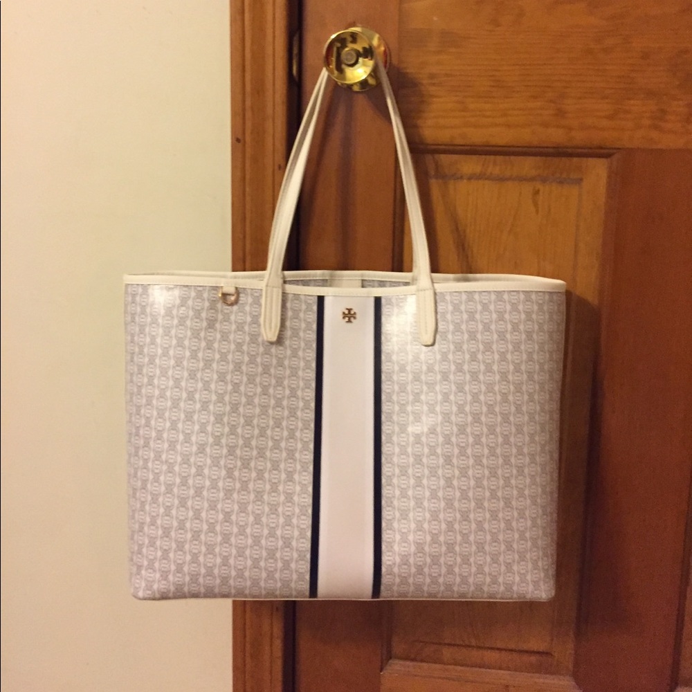 Tory Burch Gemini Link Tote
