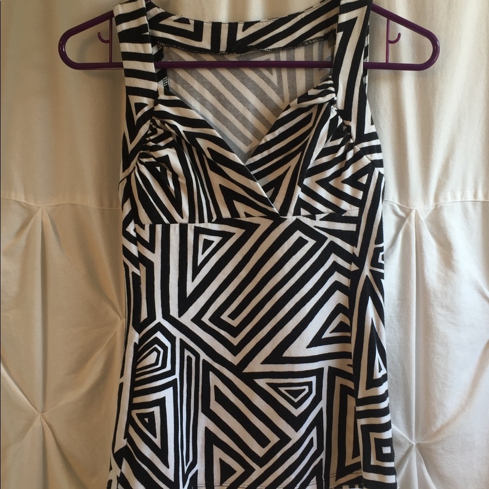 Express Sexy Geometric Top