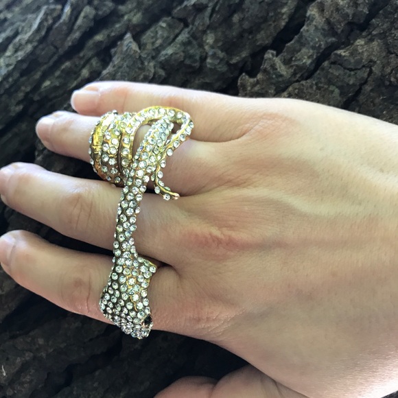 🌟HP🌟Vintage Brass & Stone Snake 3-In-1 Ring - Picture 2 of 2