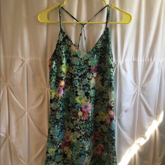 Floral Dress - Picture 2 of 3