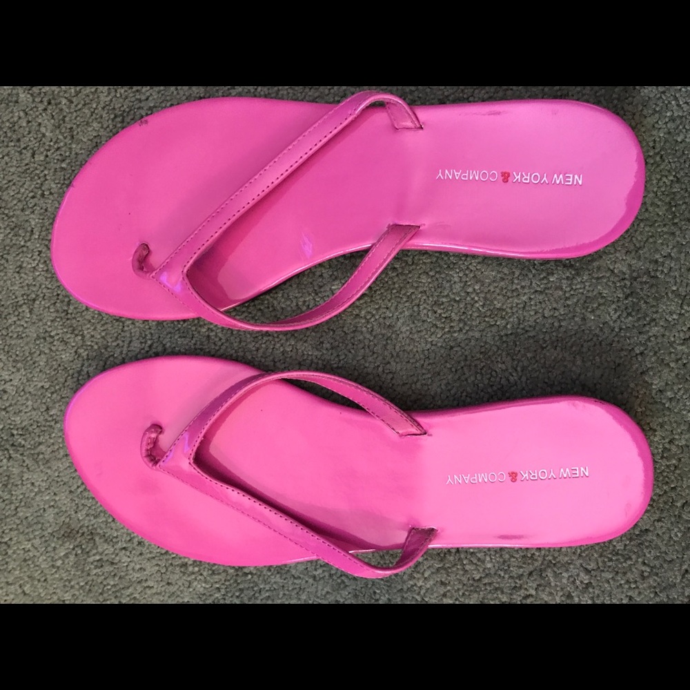 Ladies NY and Company Pink Thong Sandals