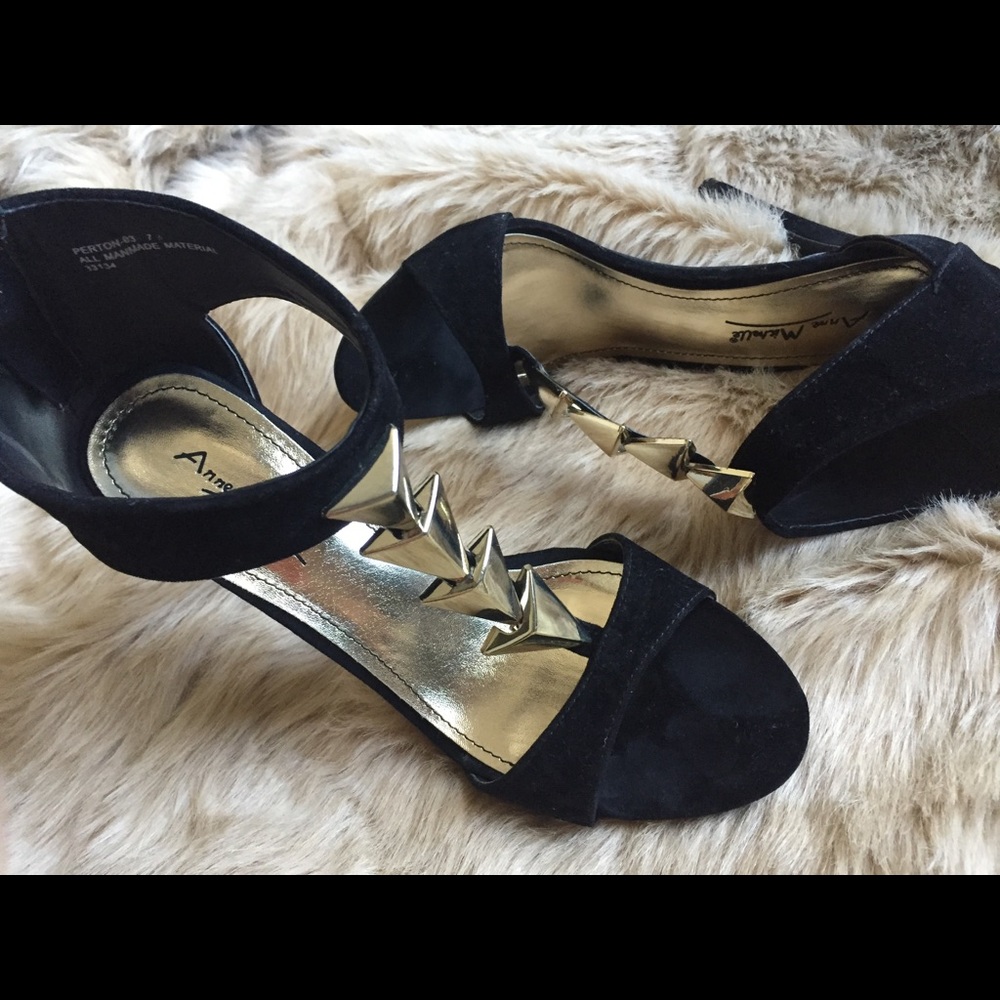 Anne Michelle black heels