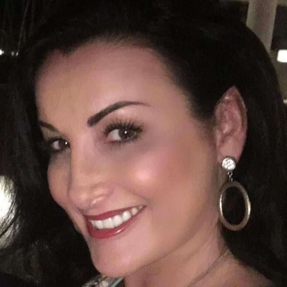 Meet your Posher, Denise