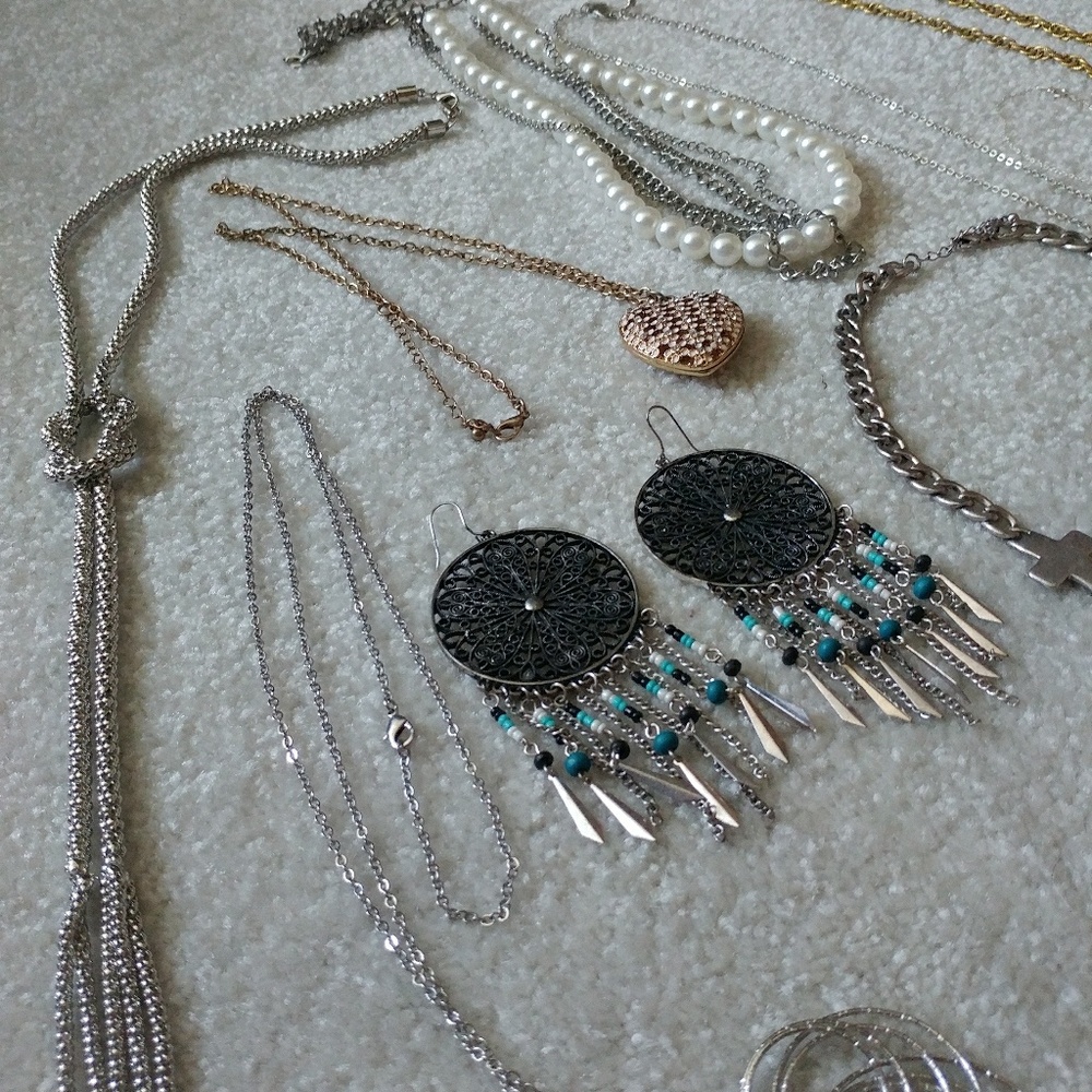 JEWELRY BUNDLE