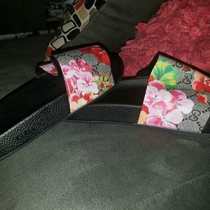 Gucci slides