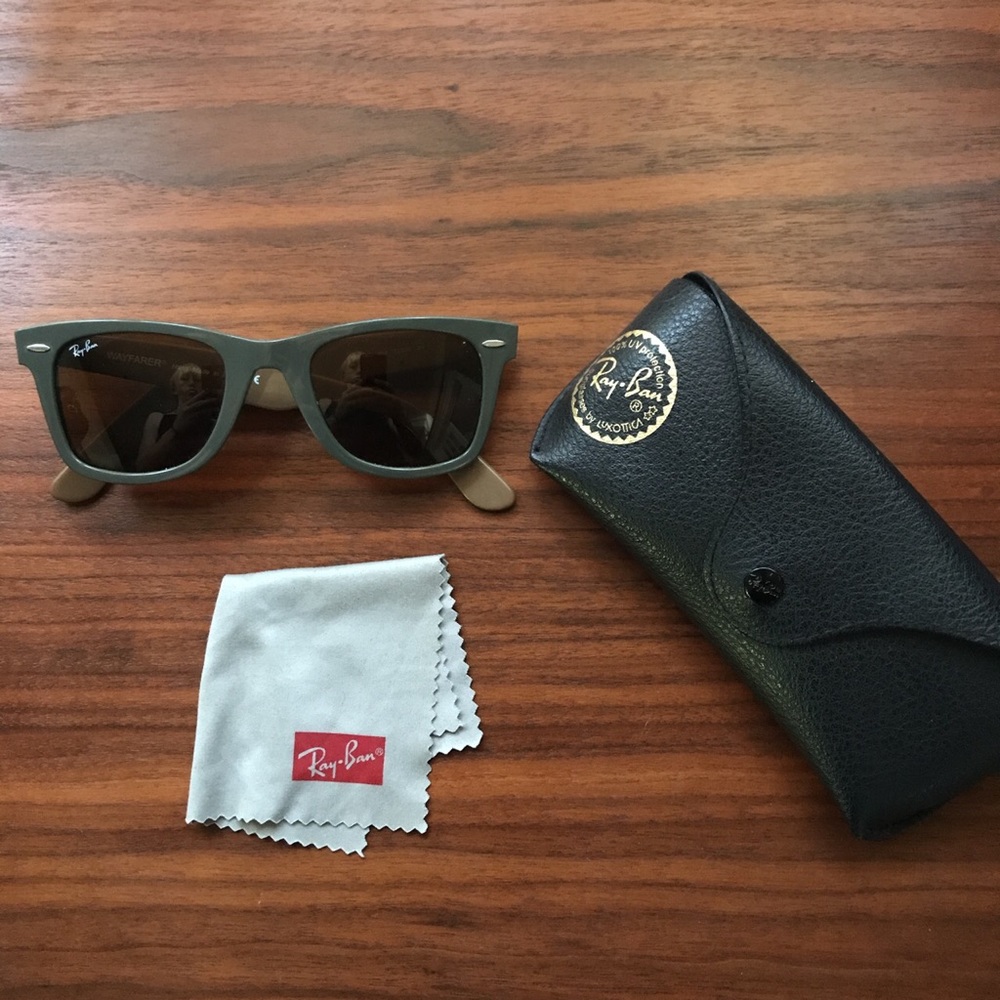Ray-ban Wayfarer sunglasses