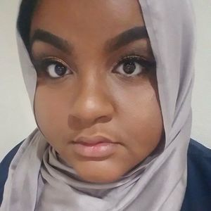 Meet your Posher, Jamila