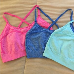 ❗️Weekend SALE❗️3 Sports Bras