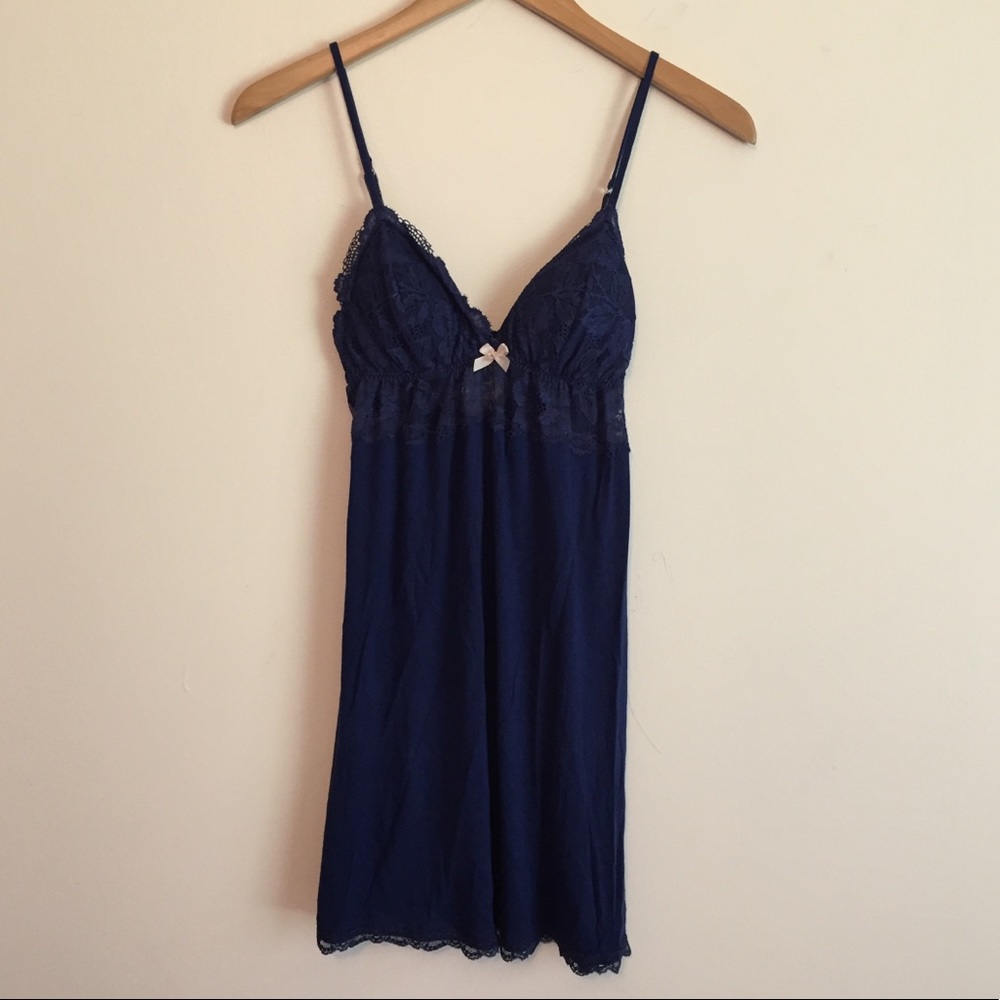 Victoria's Secret lace nightgown size medium