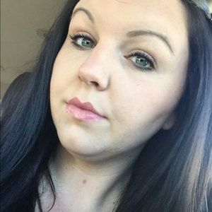 Meet your Posher, Nichole