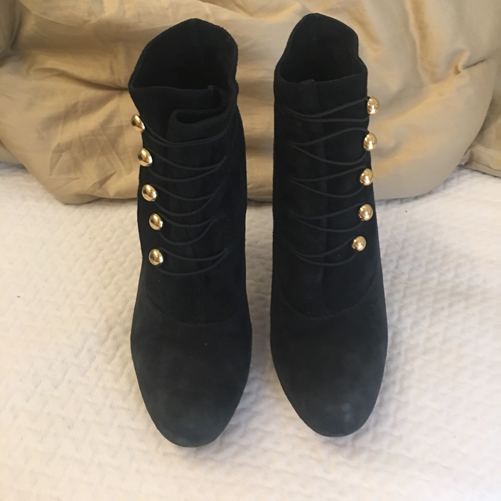 Steve Madden Suede Black bottles