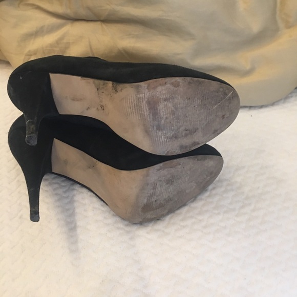 Steve Madden Suede Black bottles - Picture 2 of 3