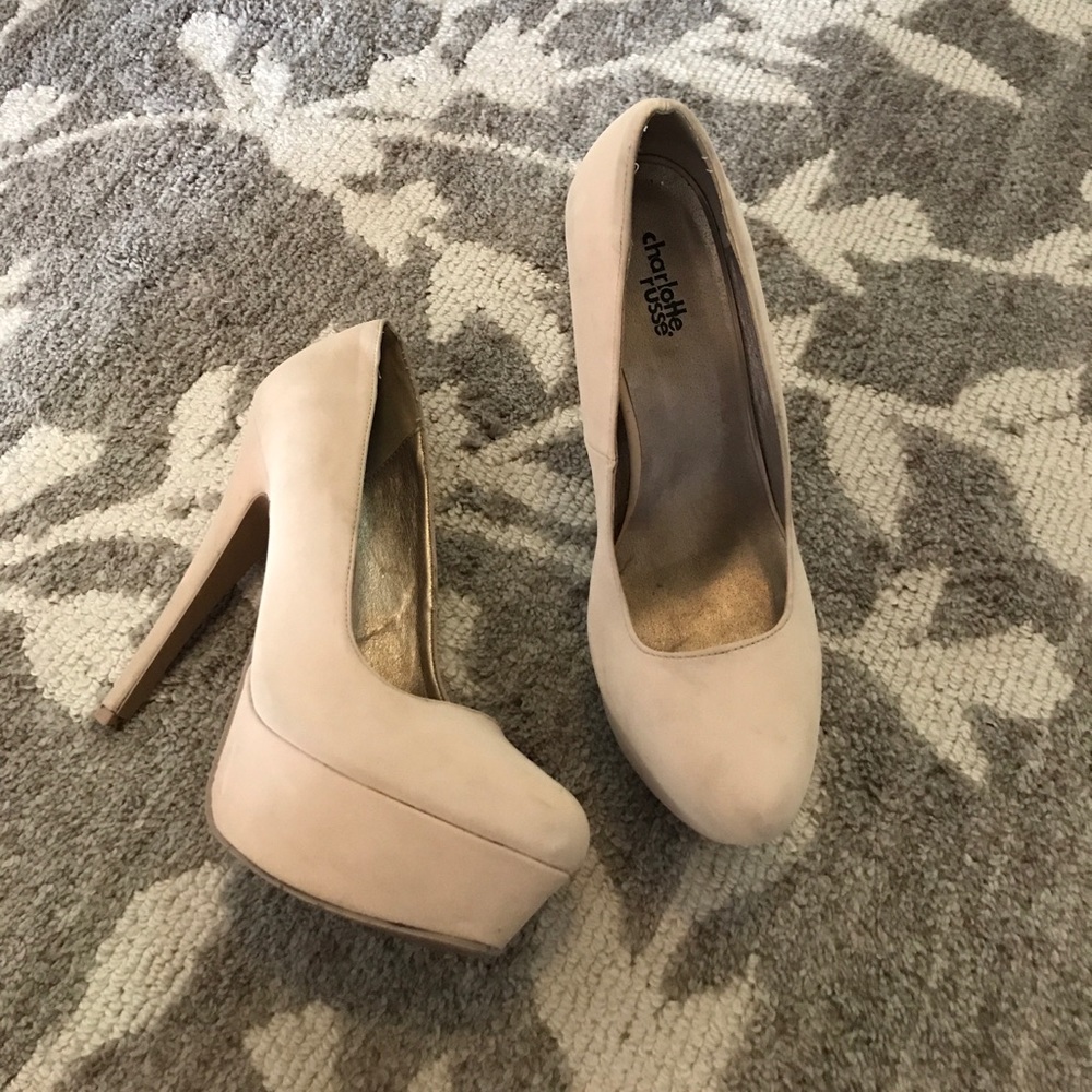 Charlotte Russe nude heel