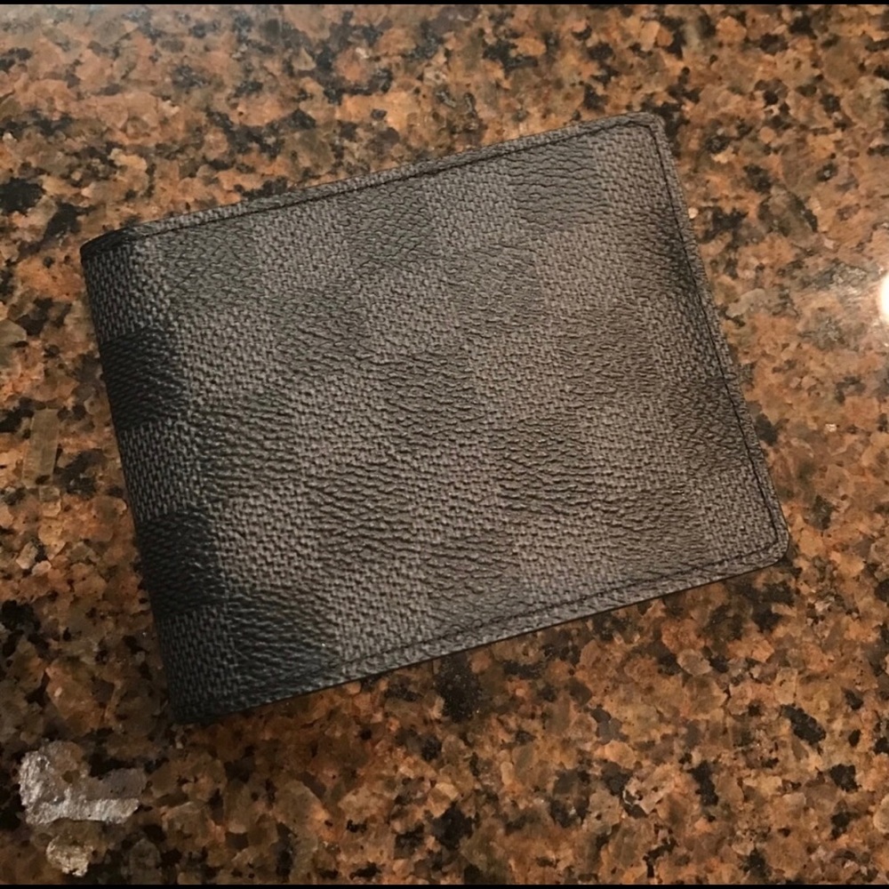 100% Authentic Louis Vuitton Men's Slender Wallet
