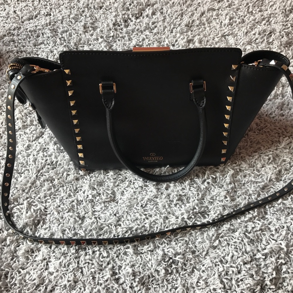 Rockstud Valentino 💯 - Picture 2 of 8