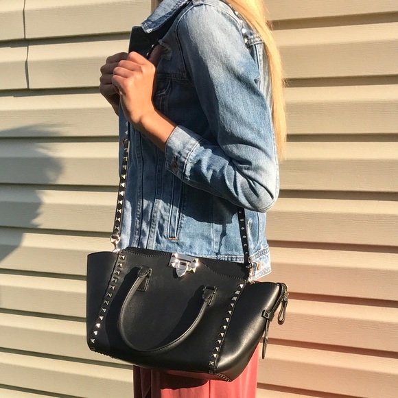 Rockstud Valentino 💯 - Picture 7 of 8