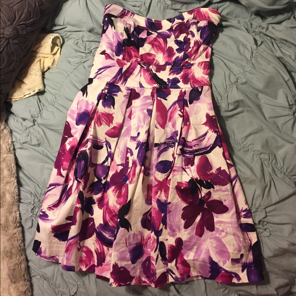 Very pretty summer dress Size Small