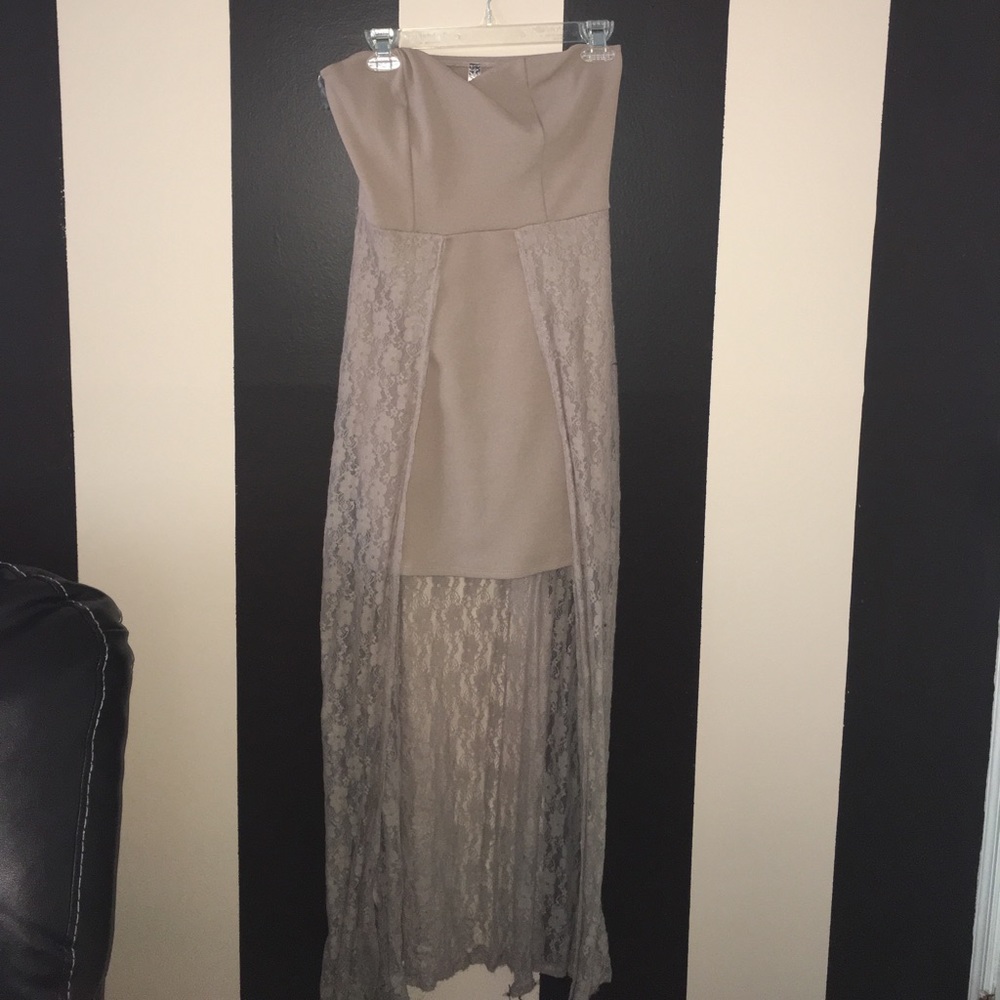 Tan strapless dress w/  lace train