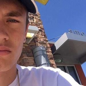 Meet your Posher, Tyler