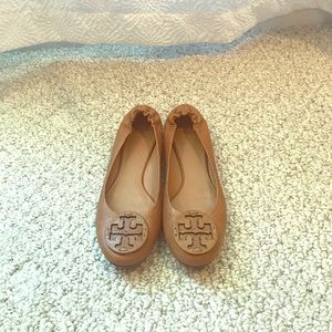Tory Burch Revas in Good Condition! Size 8.5