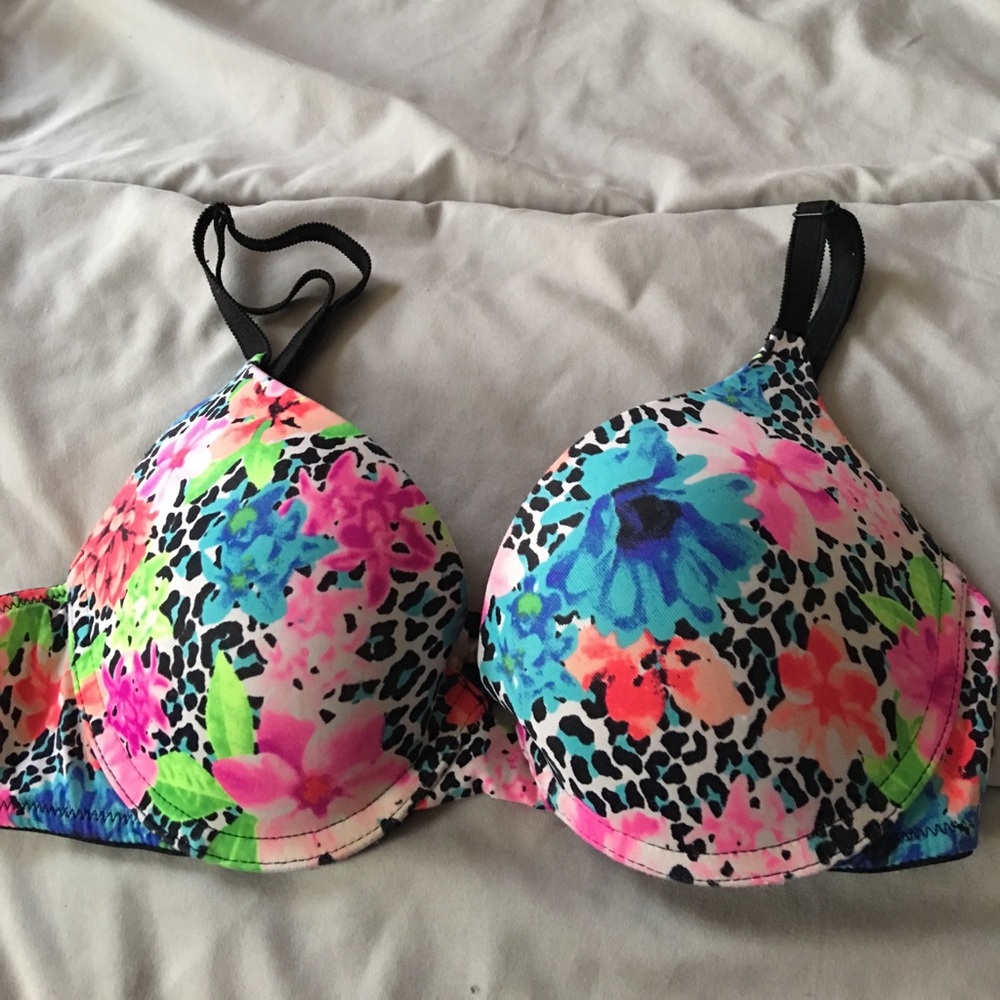 Vs pink bra