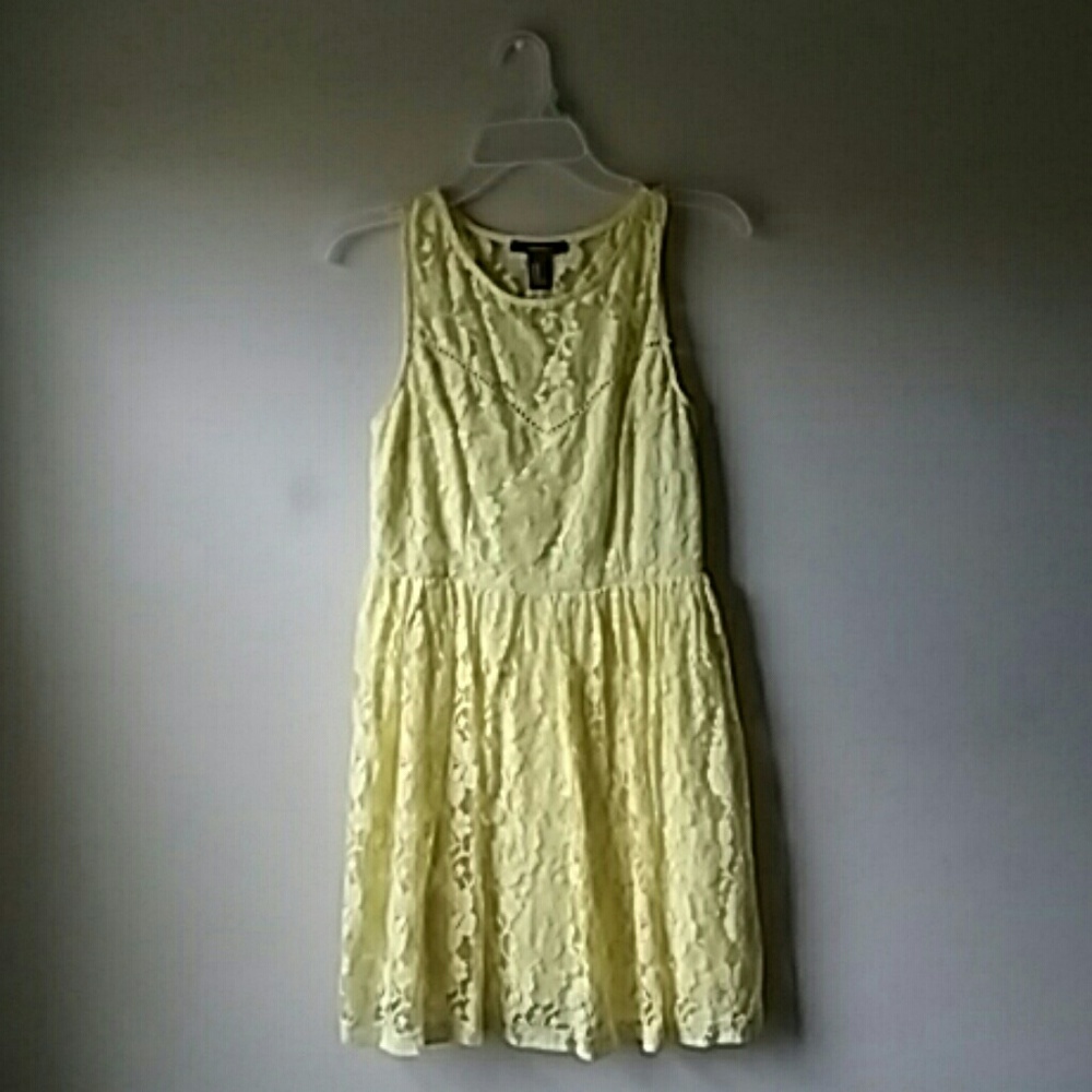 yellow lace dress