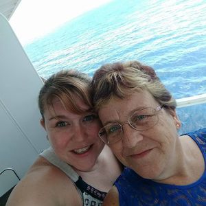 Meet your Posher, Rhonda