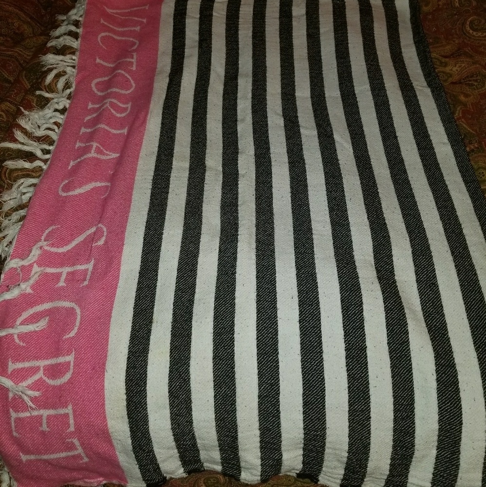 Victoria's Secret beach or blanket