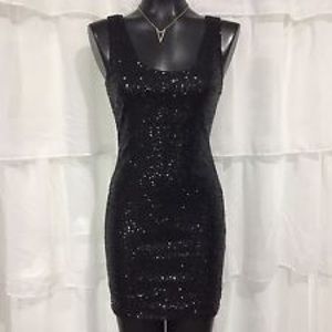 Rue 21 black sequin mini dress 👗🖤✨