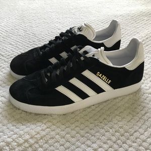 Black Adidas Gazelle's