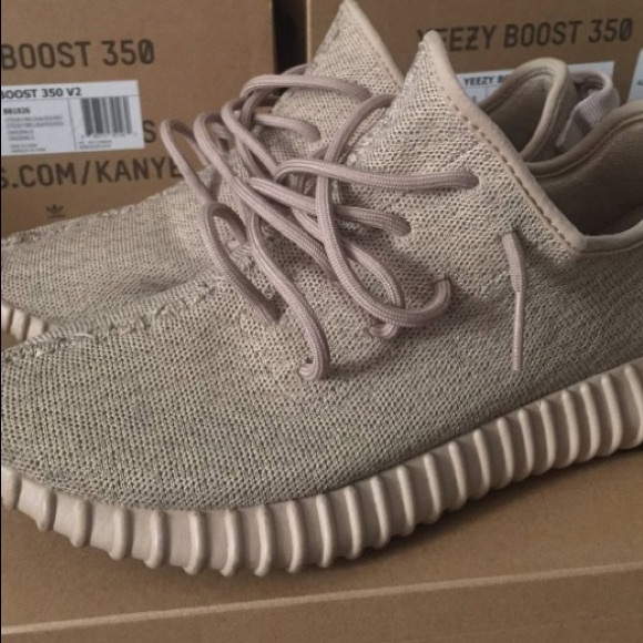 yeezy 350 v2 tan