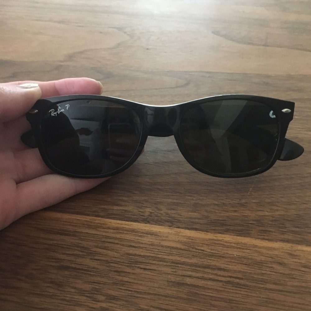 Rayban wayfarers polarized