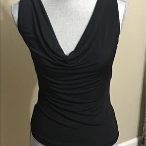 Sleeveless shirt