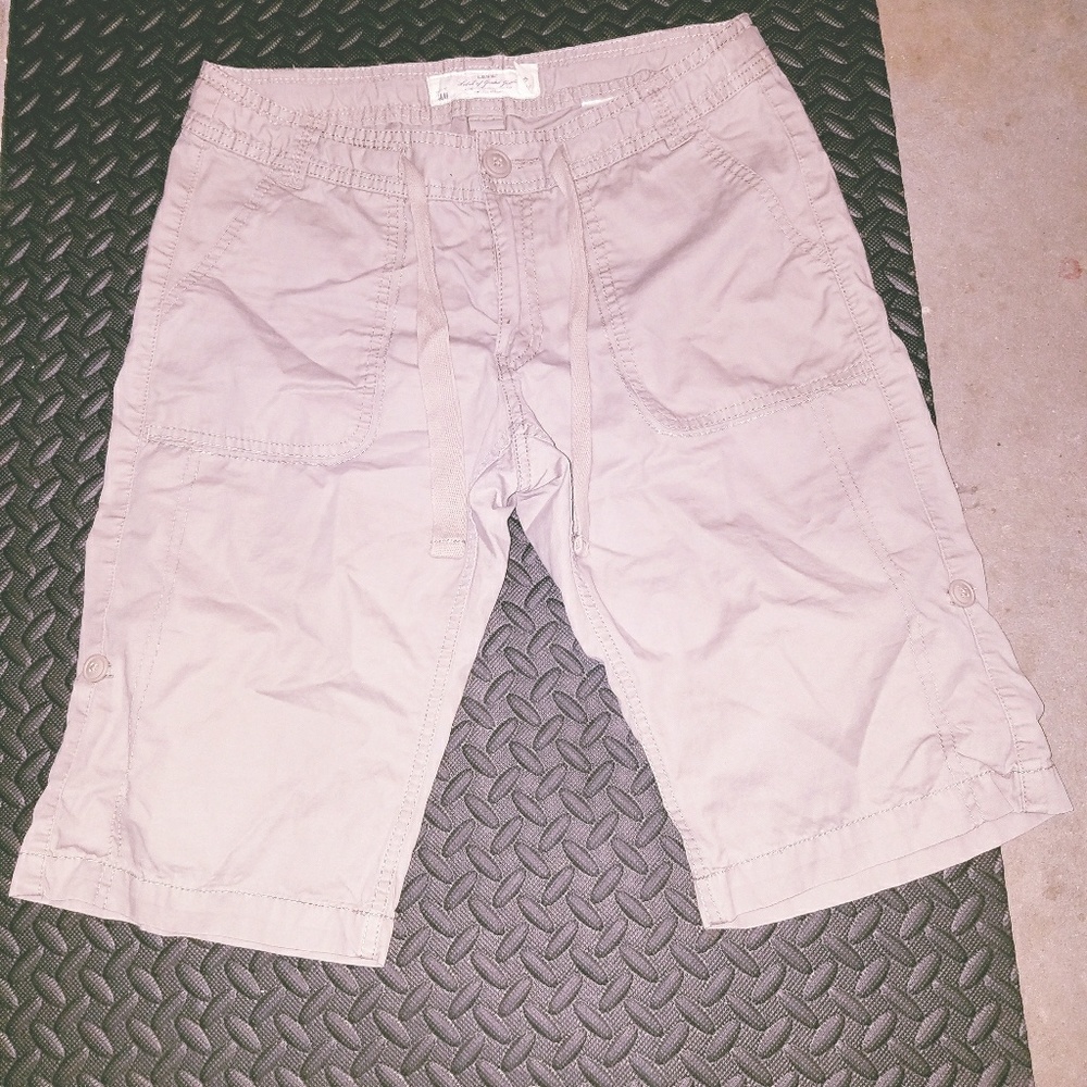 Women's khaki bermuda style shorts